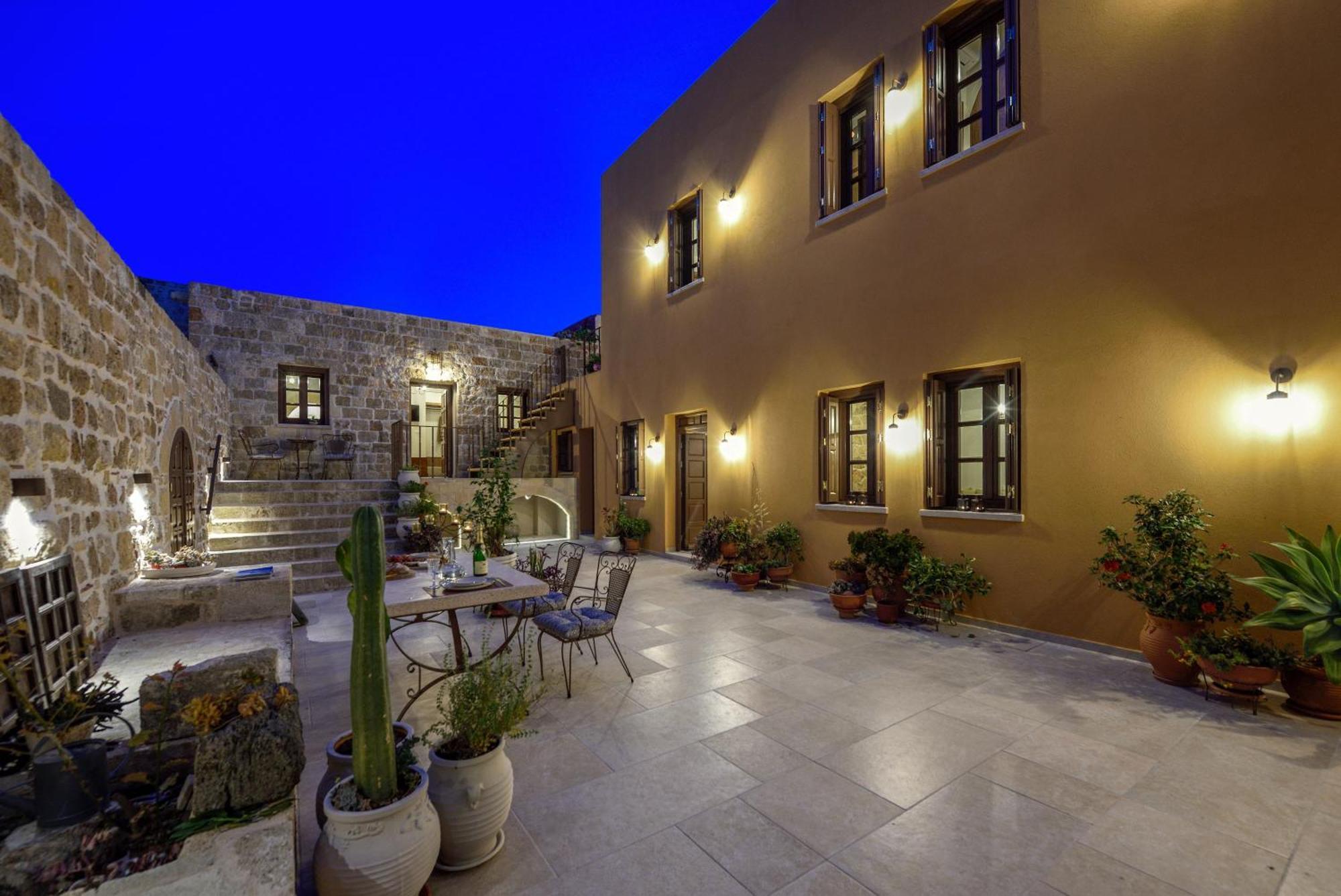 Spanish Knights Inn Rhodes City Buitenkant foto