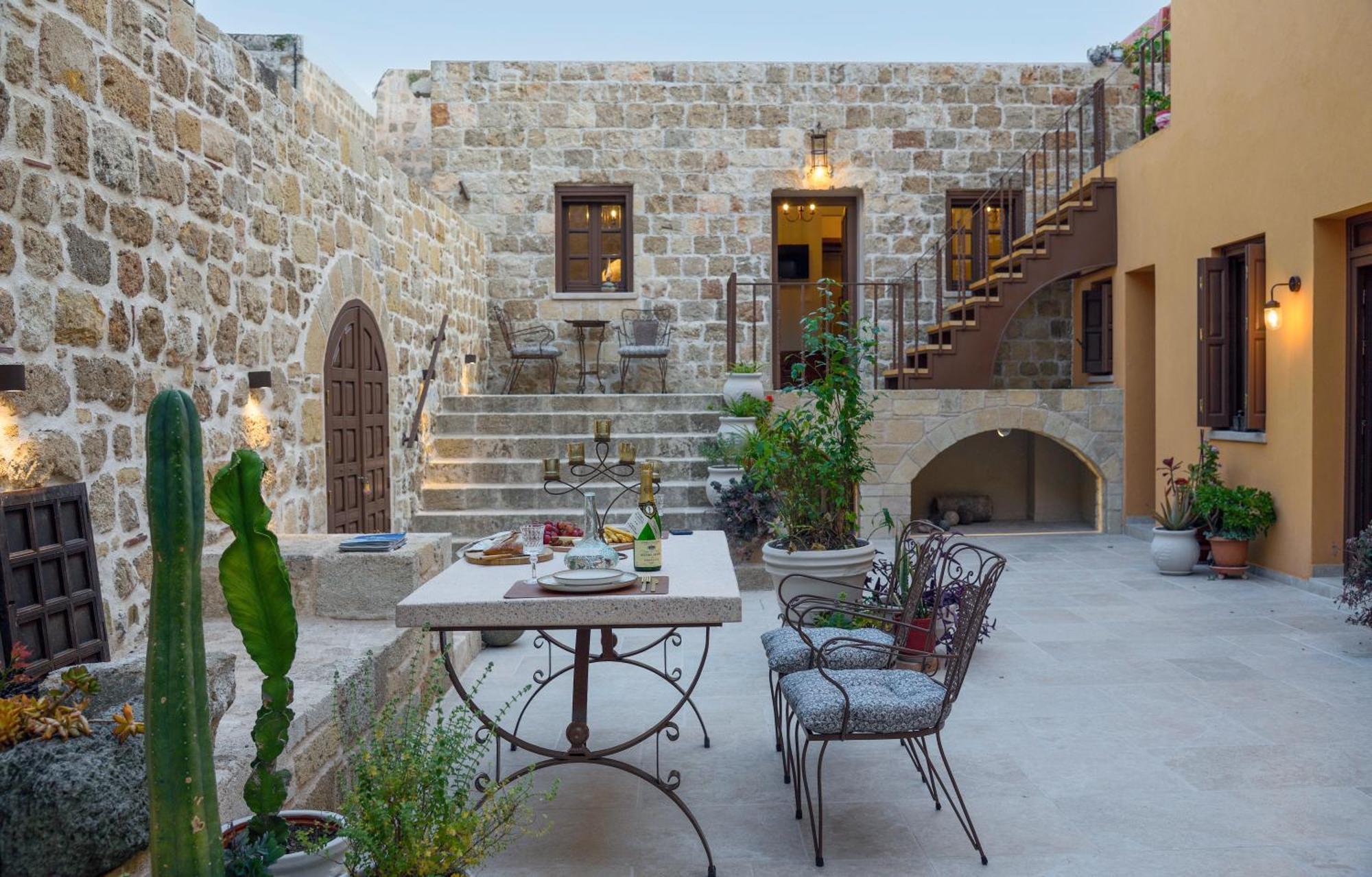 Spanish Knights Inn Rhodes City Buitenkant foto