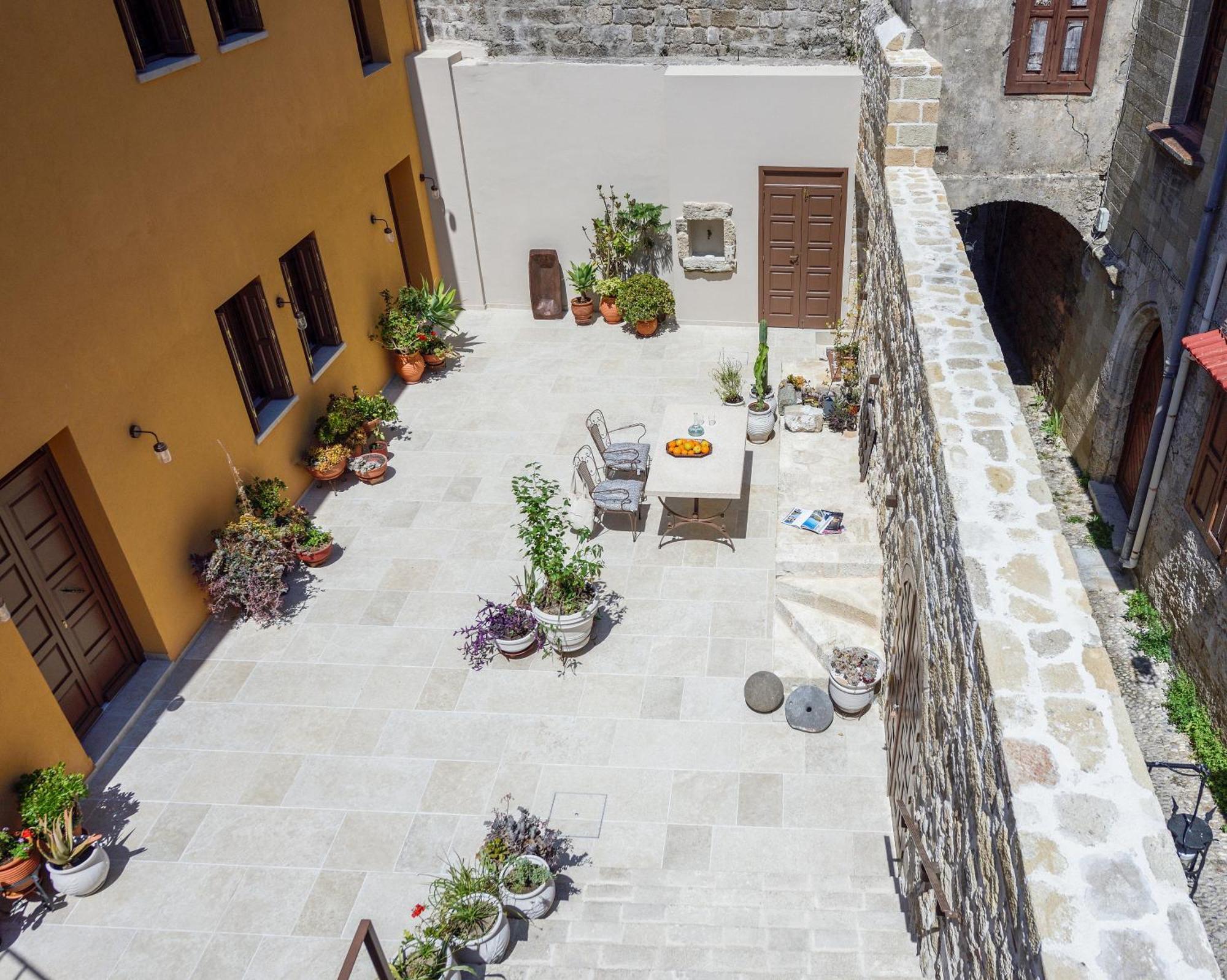 Spanish Knights Inn Rhodes City Buitenkant foto