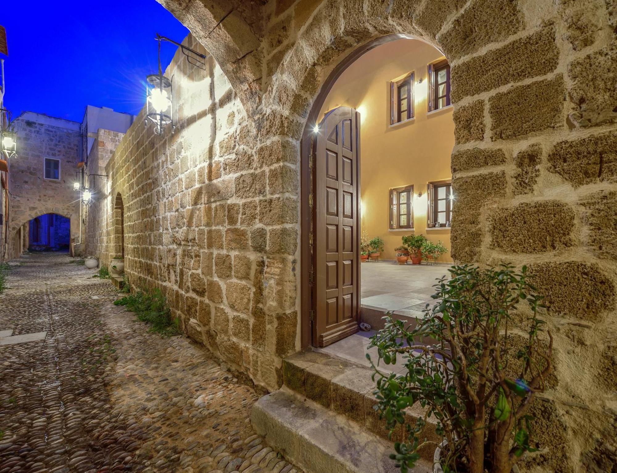 Spanish Knights Inn Rhodes City Buitenkant foto